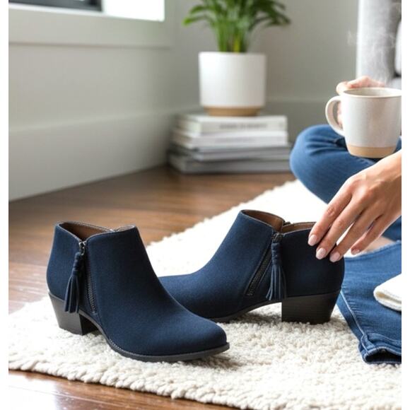 Vionic Shoes - Vionic Womens Shyanne Navy Blue Zipper Suede Booties Ankle Boots Shoes 11
